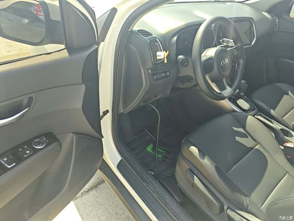 Kia KX3, 2016 16
