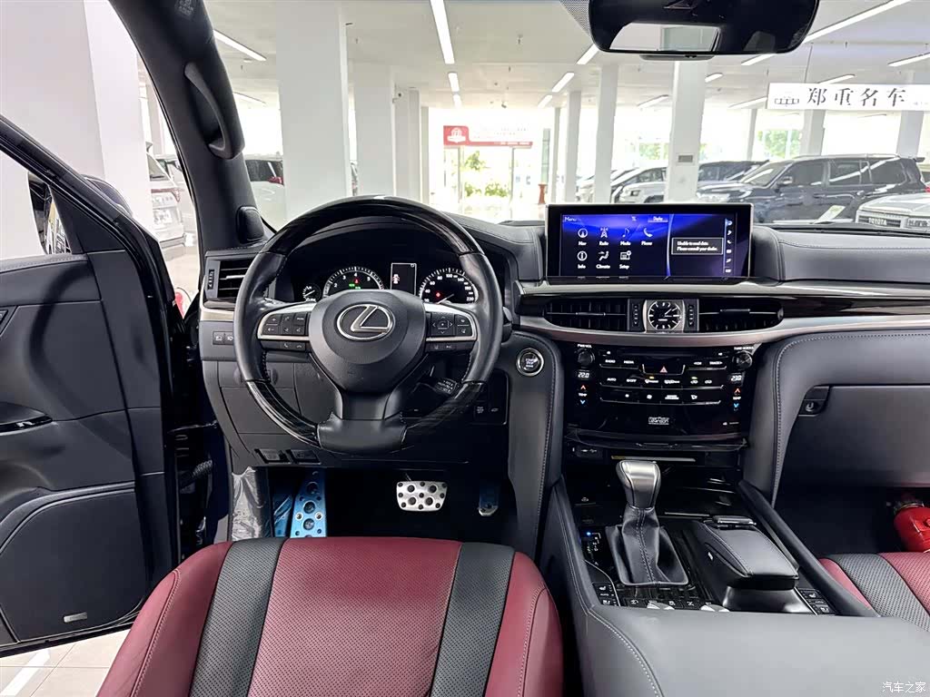 Lexus LX, 2020 12