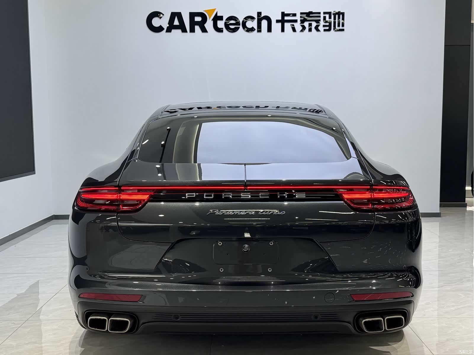 Porsche Panamera, 2019 все фото
