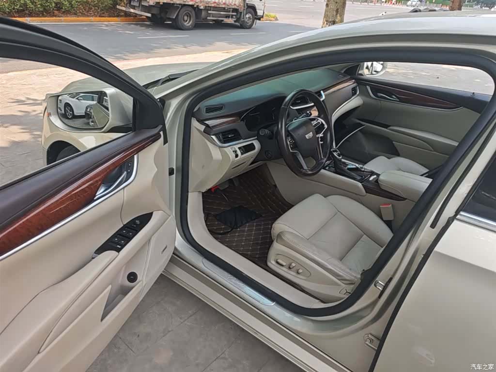 Cadillac XTS, 2017 16