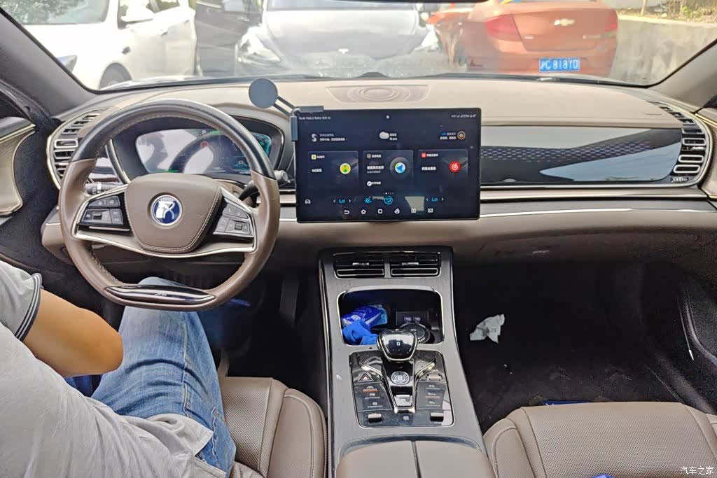 BYD Han, 2021 12