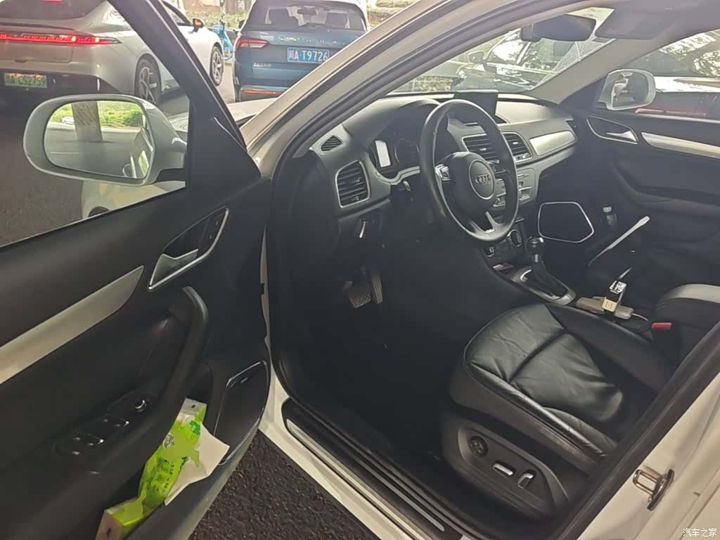 Audi Q3, 2019 16