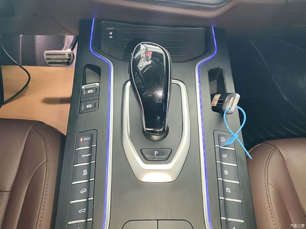 WEY VV7, 2019 14