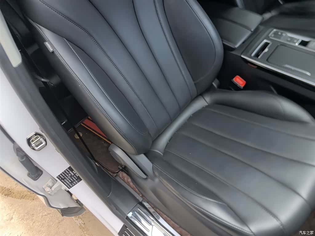 Roewe RX5, 2021 25