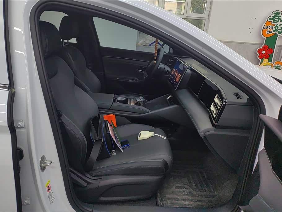 BYD Qin L BYD Qin L