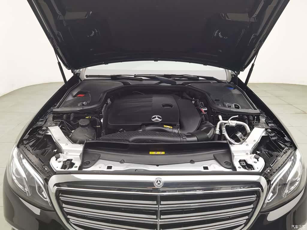 Mercedes-Benz E-Class, 2020 6