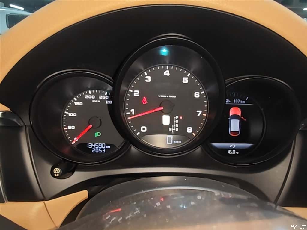 Porsche Macan, 2015 11