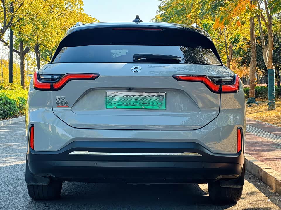 NIO ES6