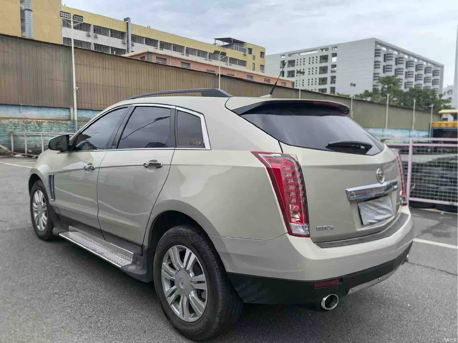 Cadillac SRX, 2014 4