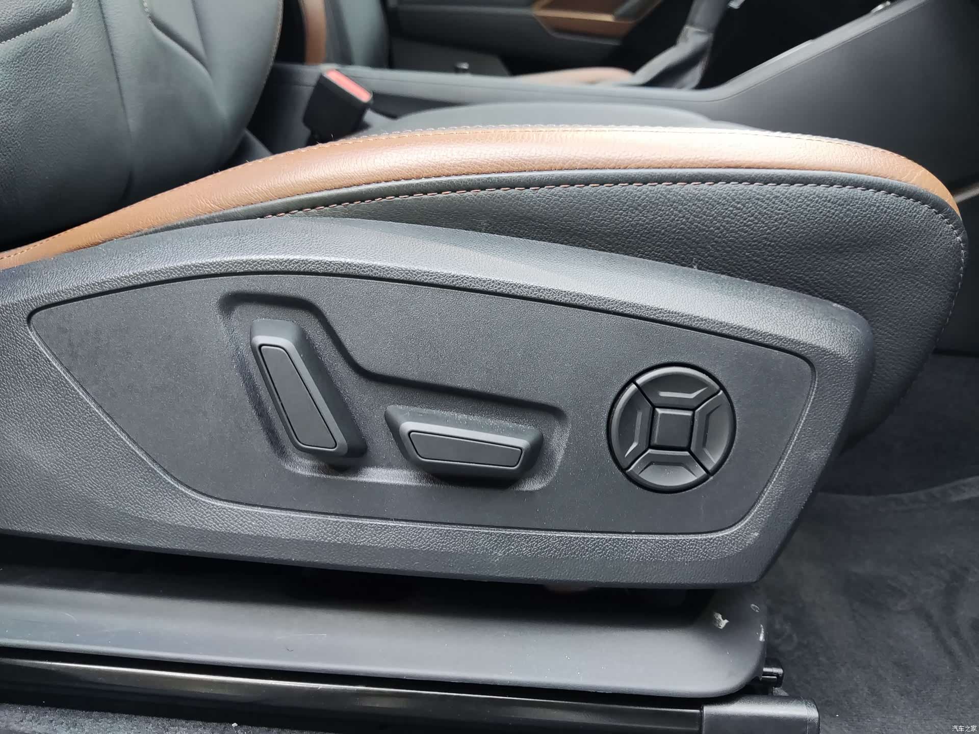Audi Q3, 2022 12