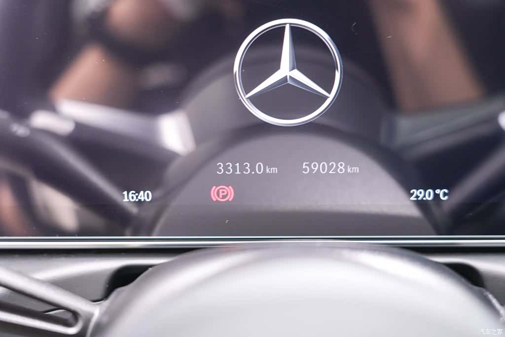 Mercedes-Benz C-Class, 2022 18