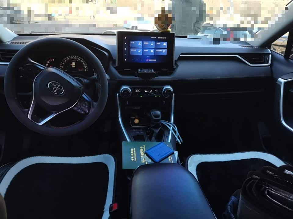 Toyota RAV4 Rongfang