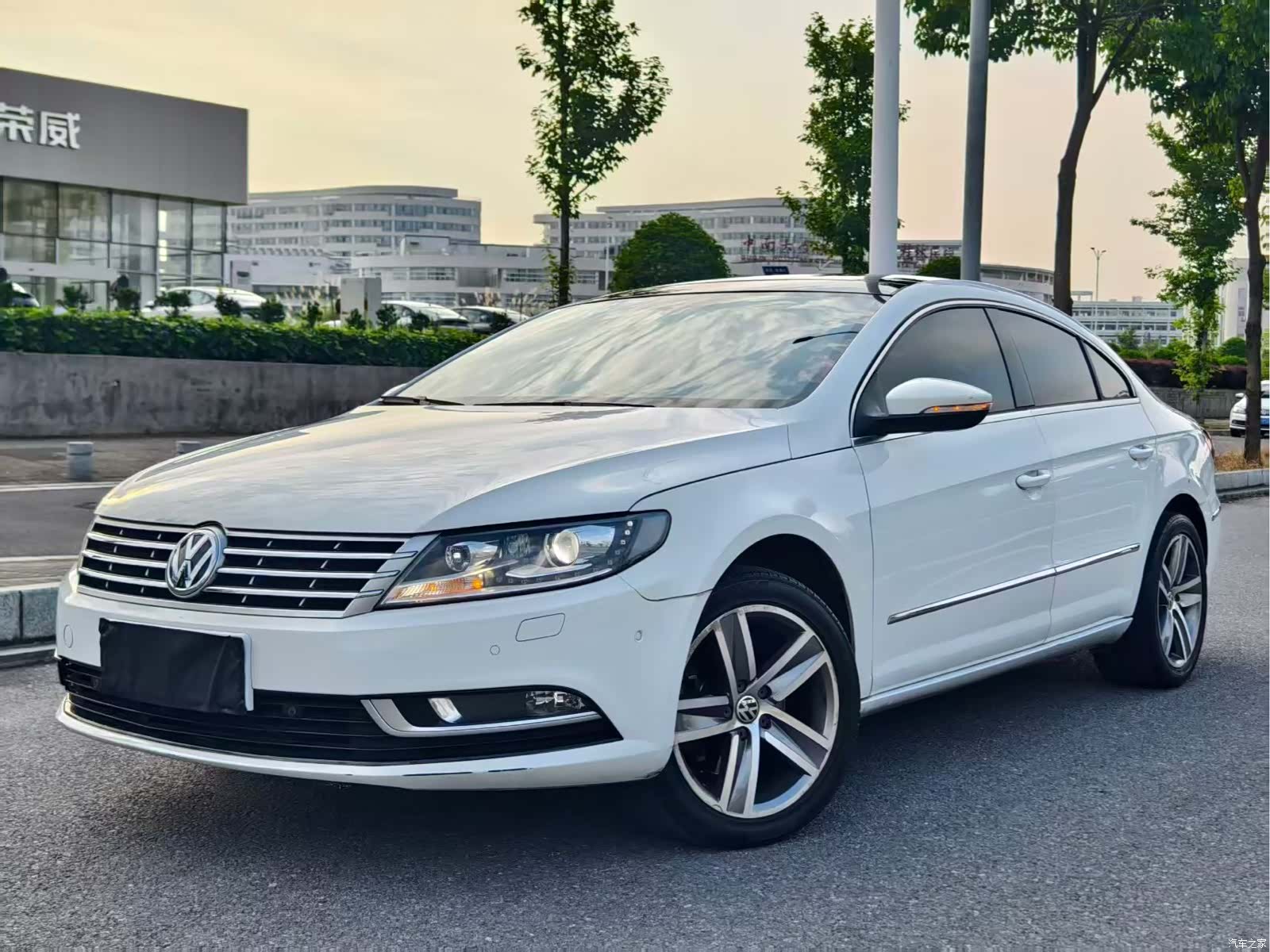Volkswagen CC, 2014 1