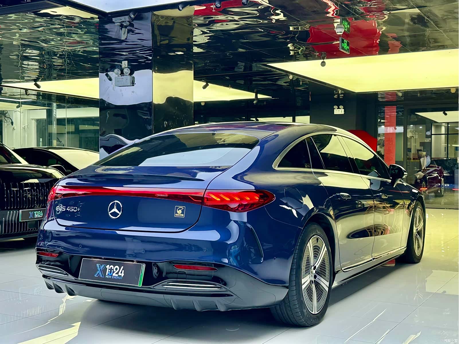 Mercedes-Benz EQS, 2022 15