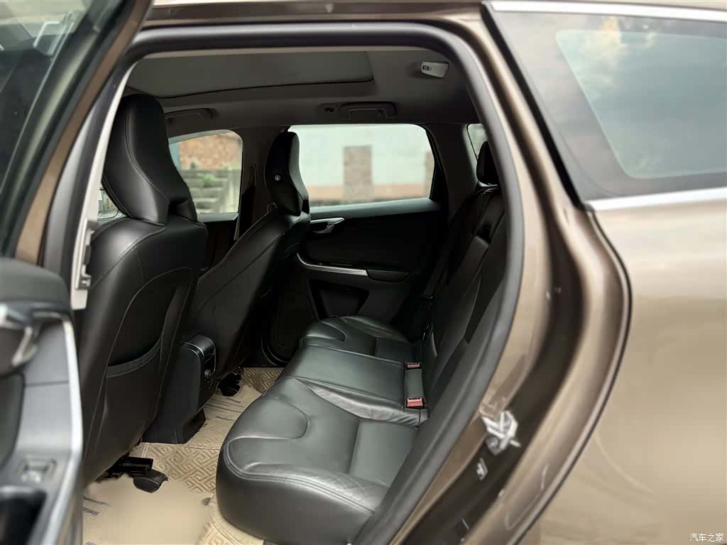 Volvo XC60, 2017 19