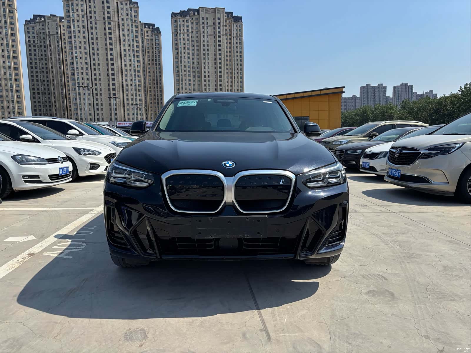 BMW iX3, 2023 2