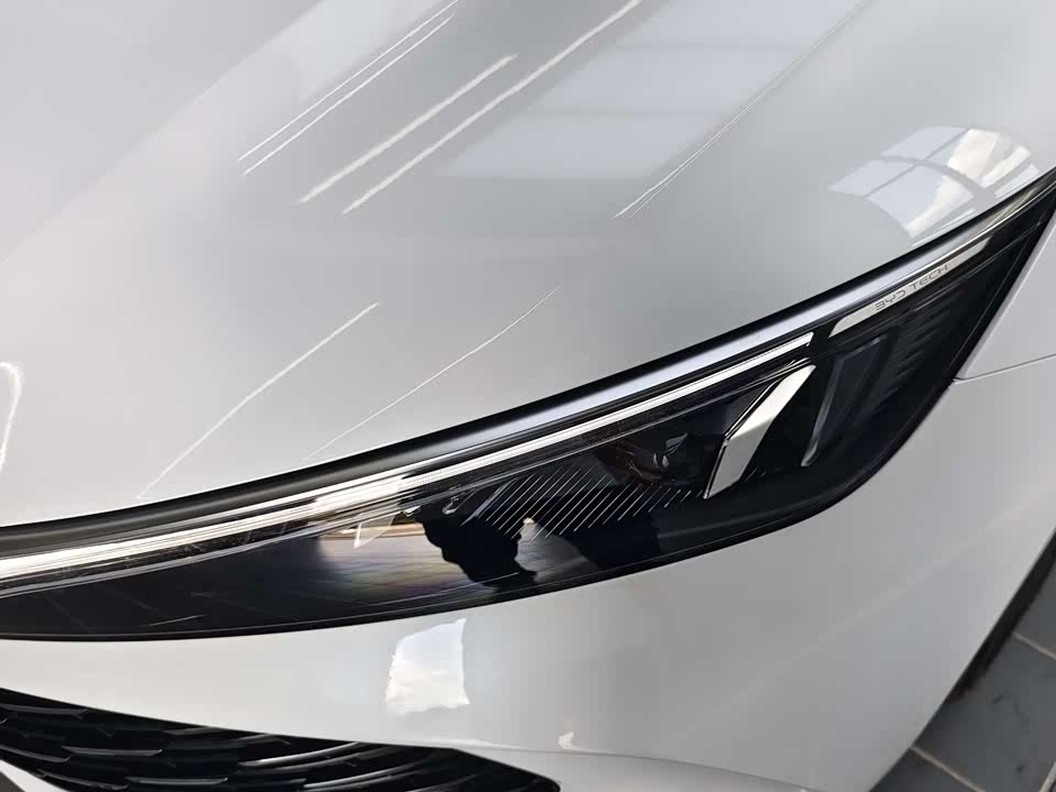 BYD Qin L BYD Qin L