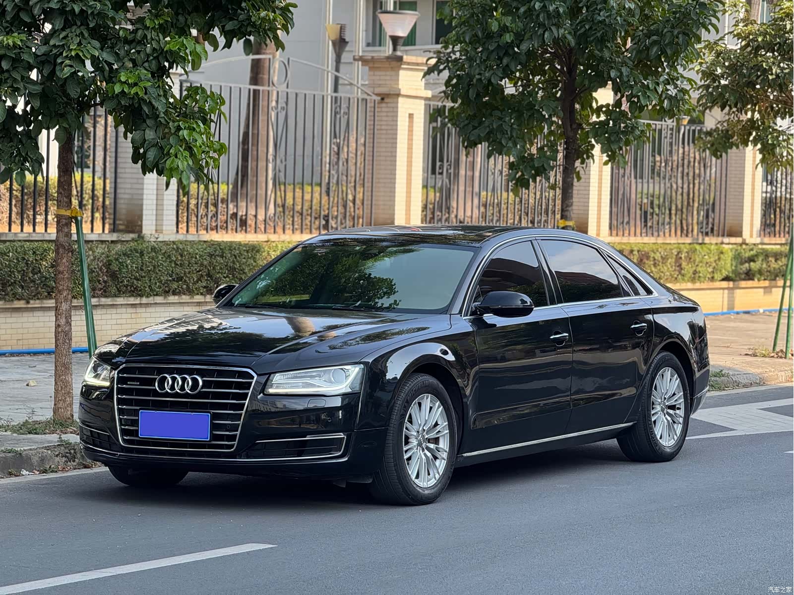 Audi A8L, 2016 1