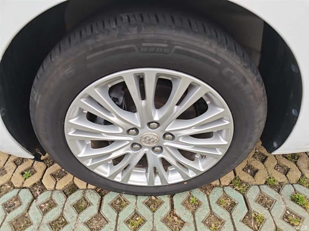 Buick 15N, 2017 23