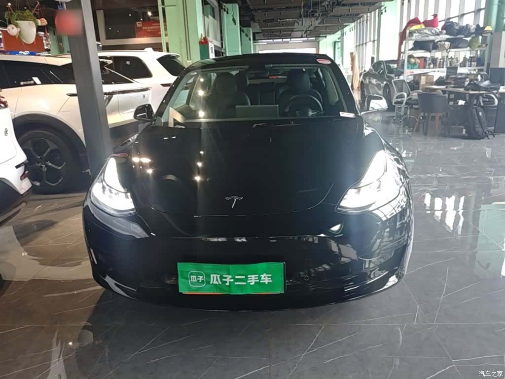 Tesla Model 3, 2023 3