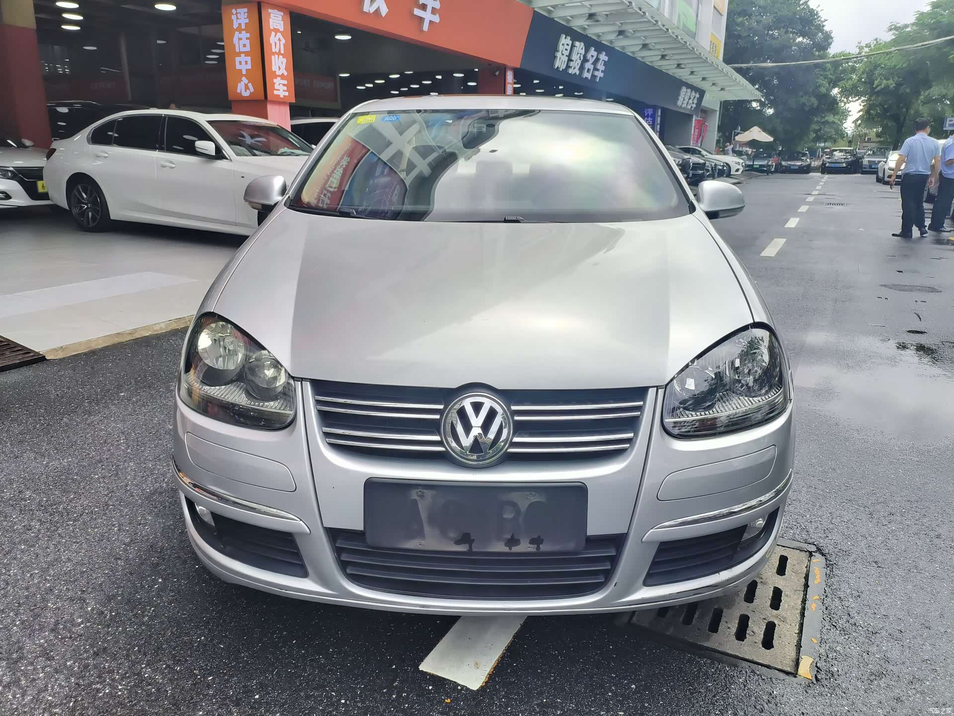 Volkswagen Sagitar, 2011 2