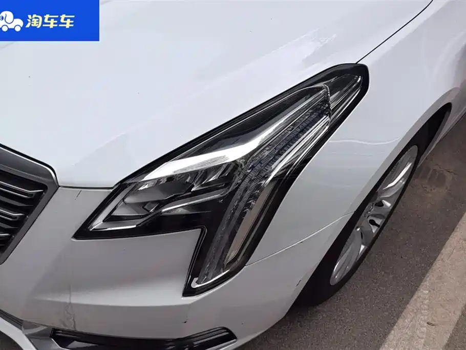 Cadillac XTS
