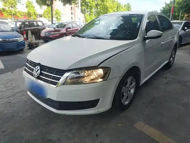 Volkswagen Lavida 2016 — купить из Китая под заказ