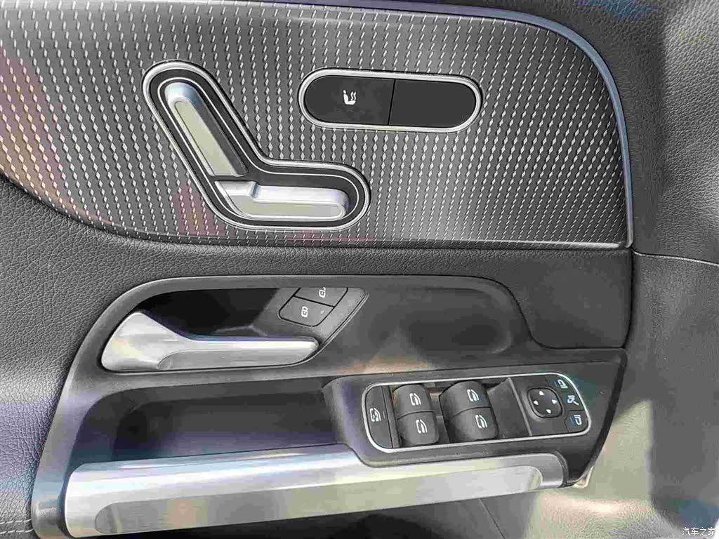 Mercedes-Benz GLB, 2020 6