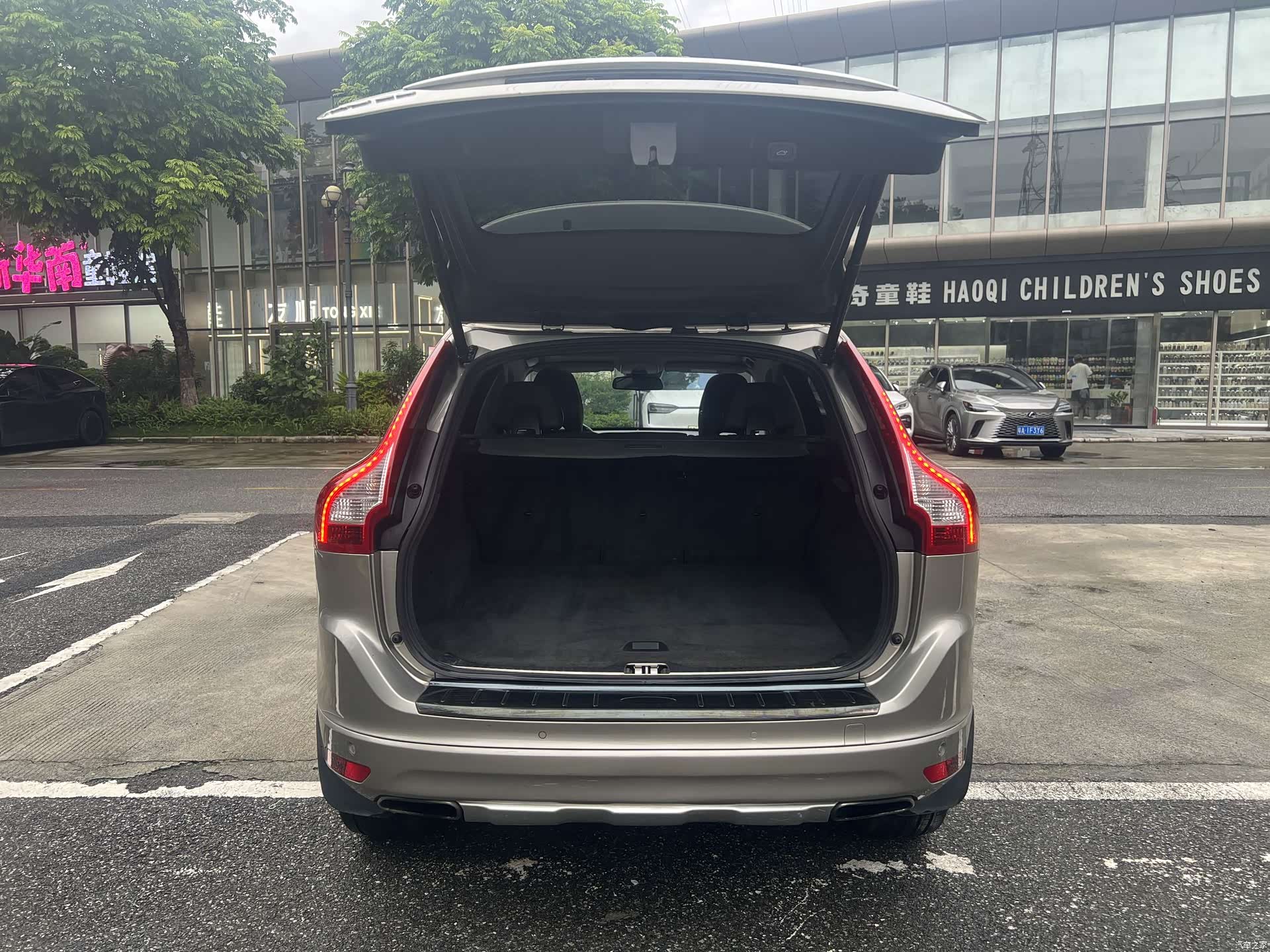 Volvo XC60, 2016 15
