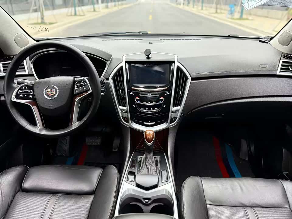 Cadillac SRX