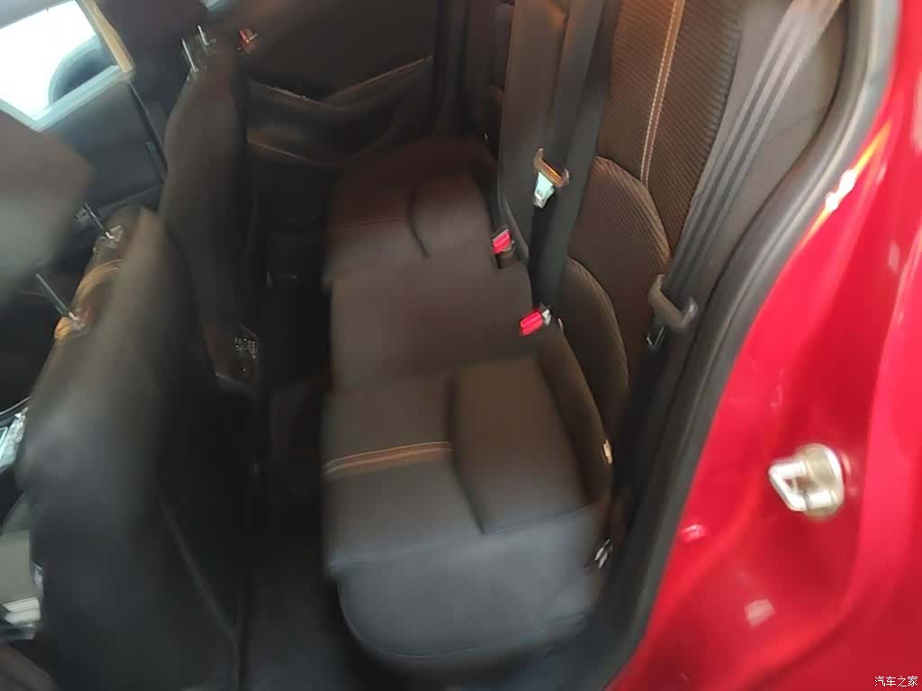 Mazda Mazda3, 2018 17