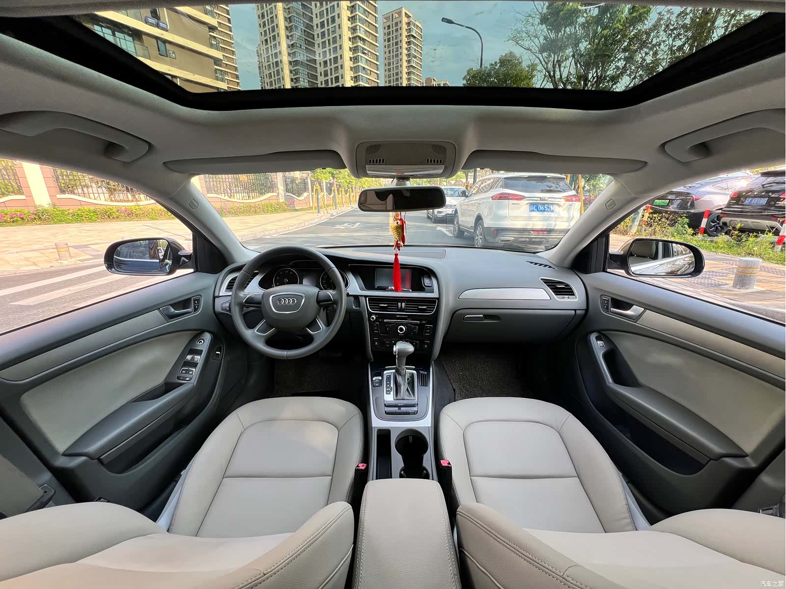 Audi A4L, 2013 10