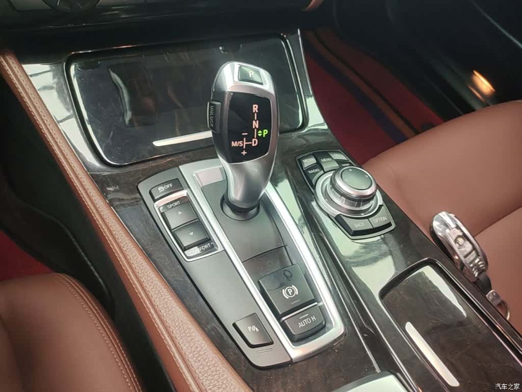 BMW 5 Series, 2015 14