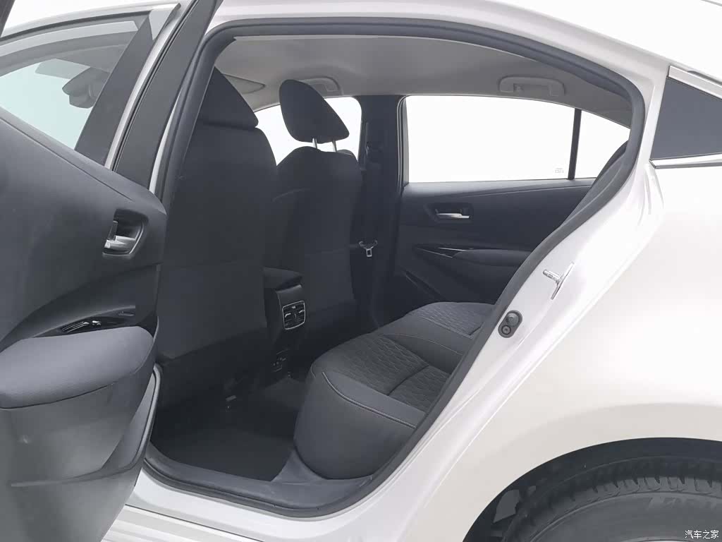 Toyota Allion, 2022 15