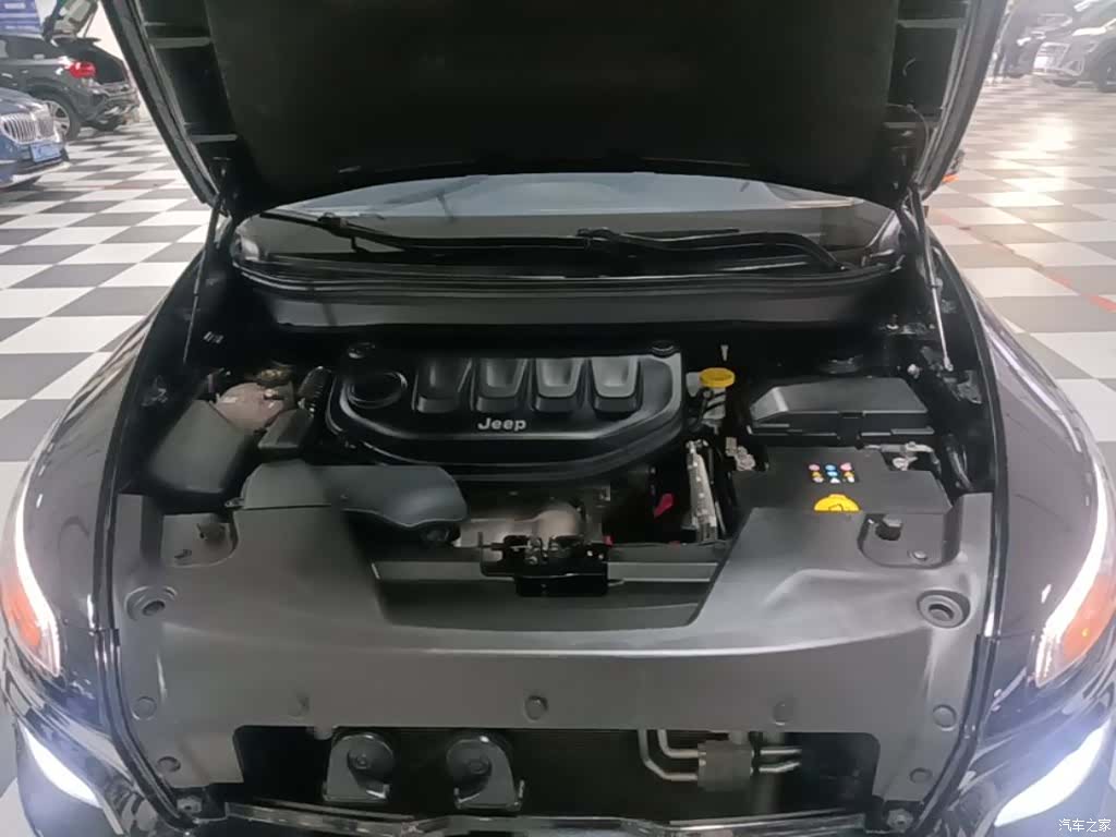 Jeep Cherokee, 2018 20