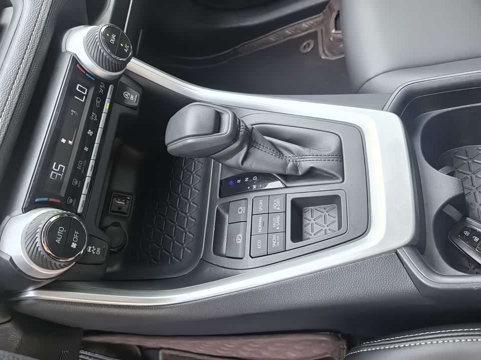 Toyota RAV4 Rongfang Toyota RAV4 Rongfang