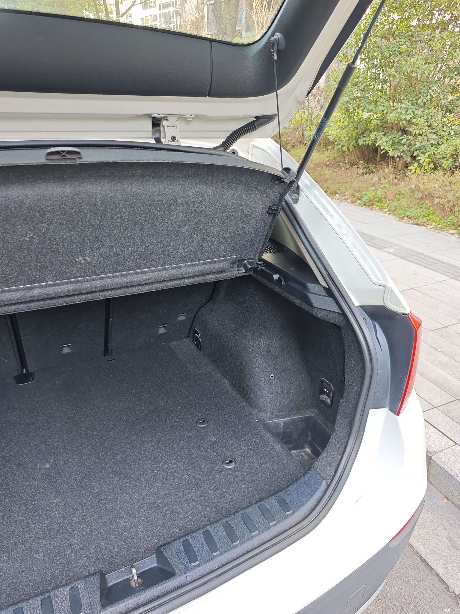 BMW X1, 2011 25
