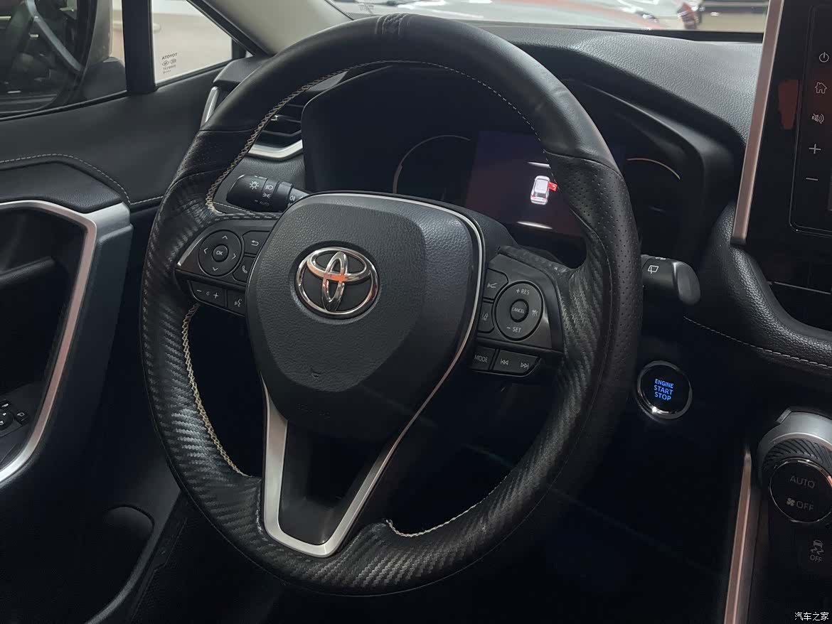 Toyota RAV4, 2020 15