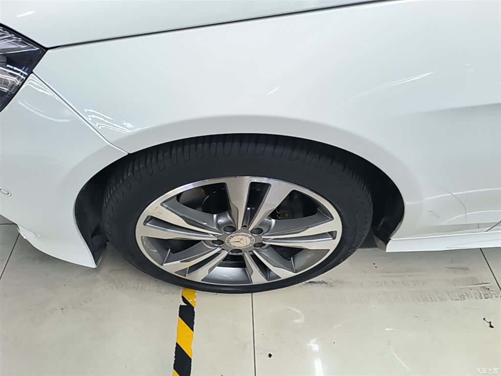 Mercedes-Benz E-Class, 2014 22