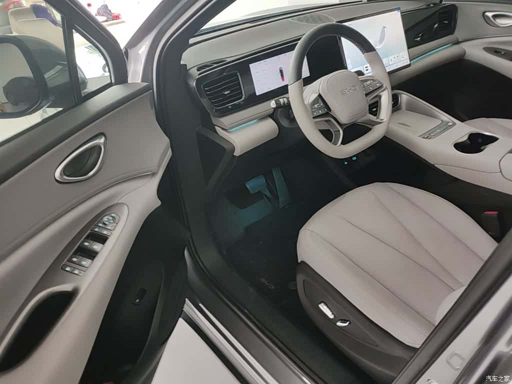 BYD HiAce, 2025 16
