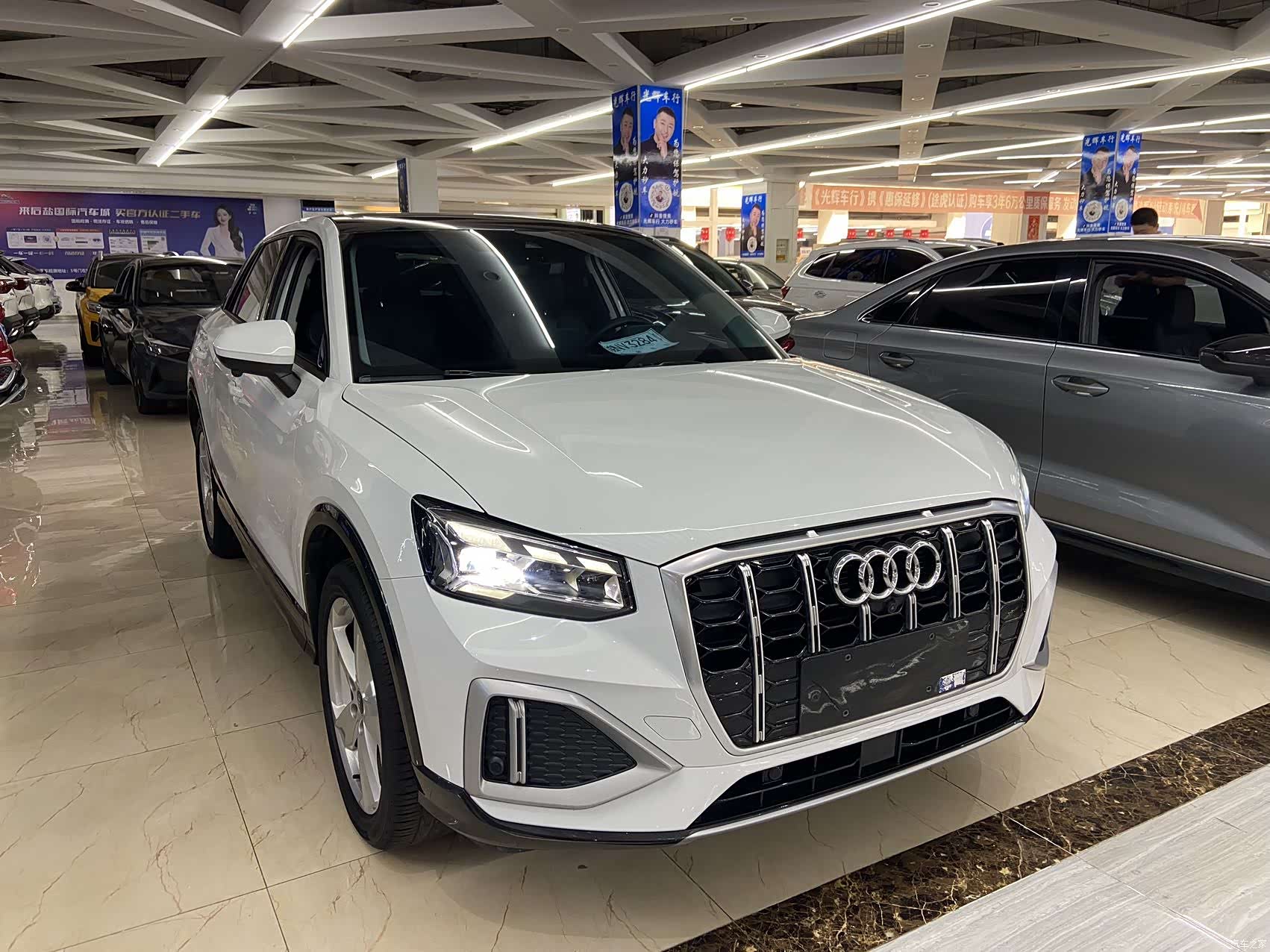 Audi Q2L, 2023 3