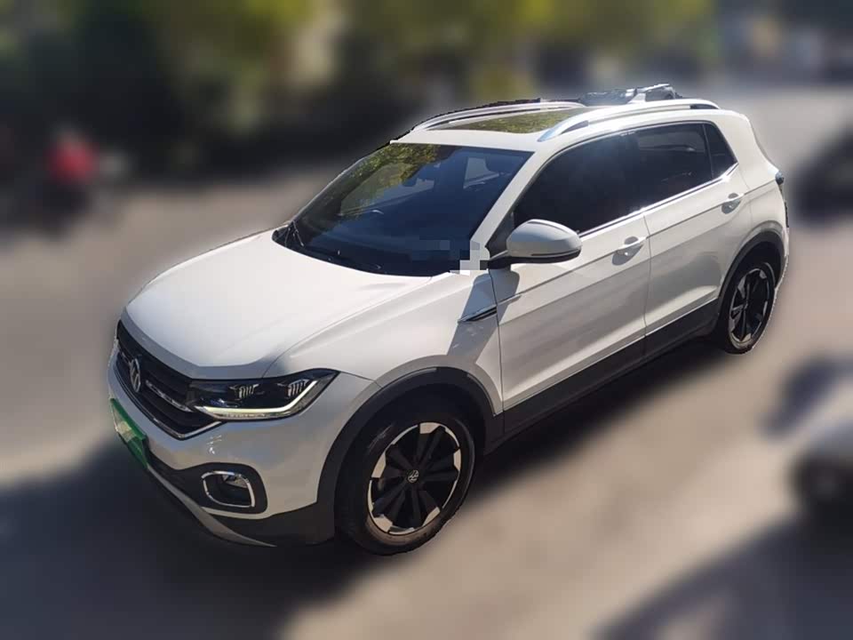 Volkswagen Exploring the shadow