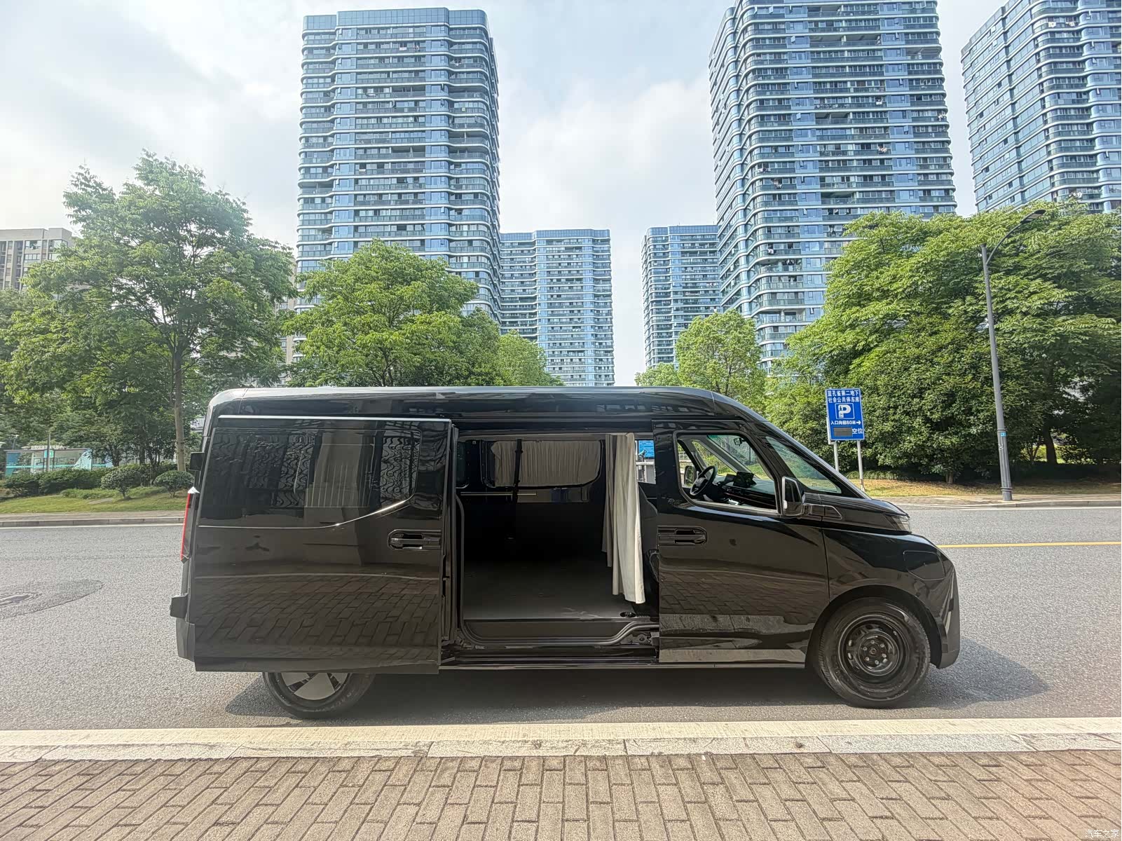 Geely Class VAN, 2024 7