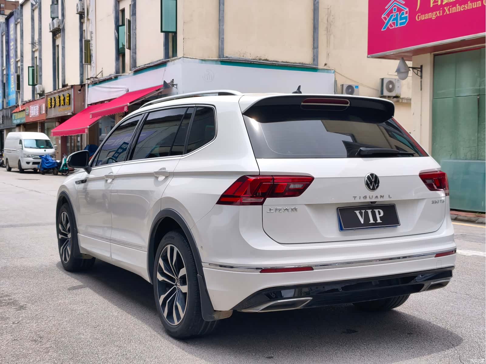 Volkswagen Tiguan L, 2021 8