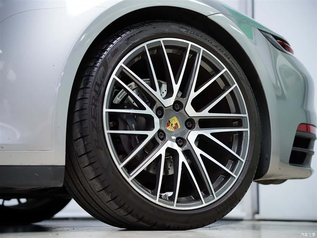 Porsche 911, 2021 23