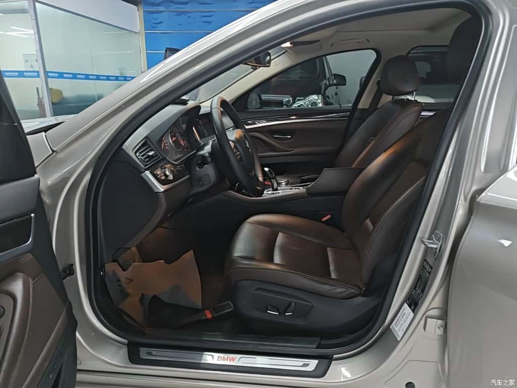 BMW 5 Series, 2015 15
