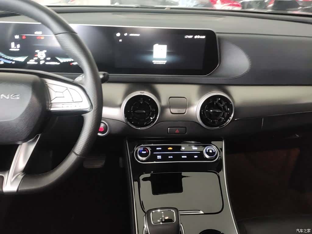 DongFeng T5, 2021 13