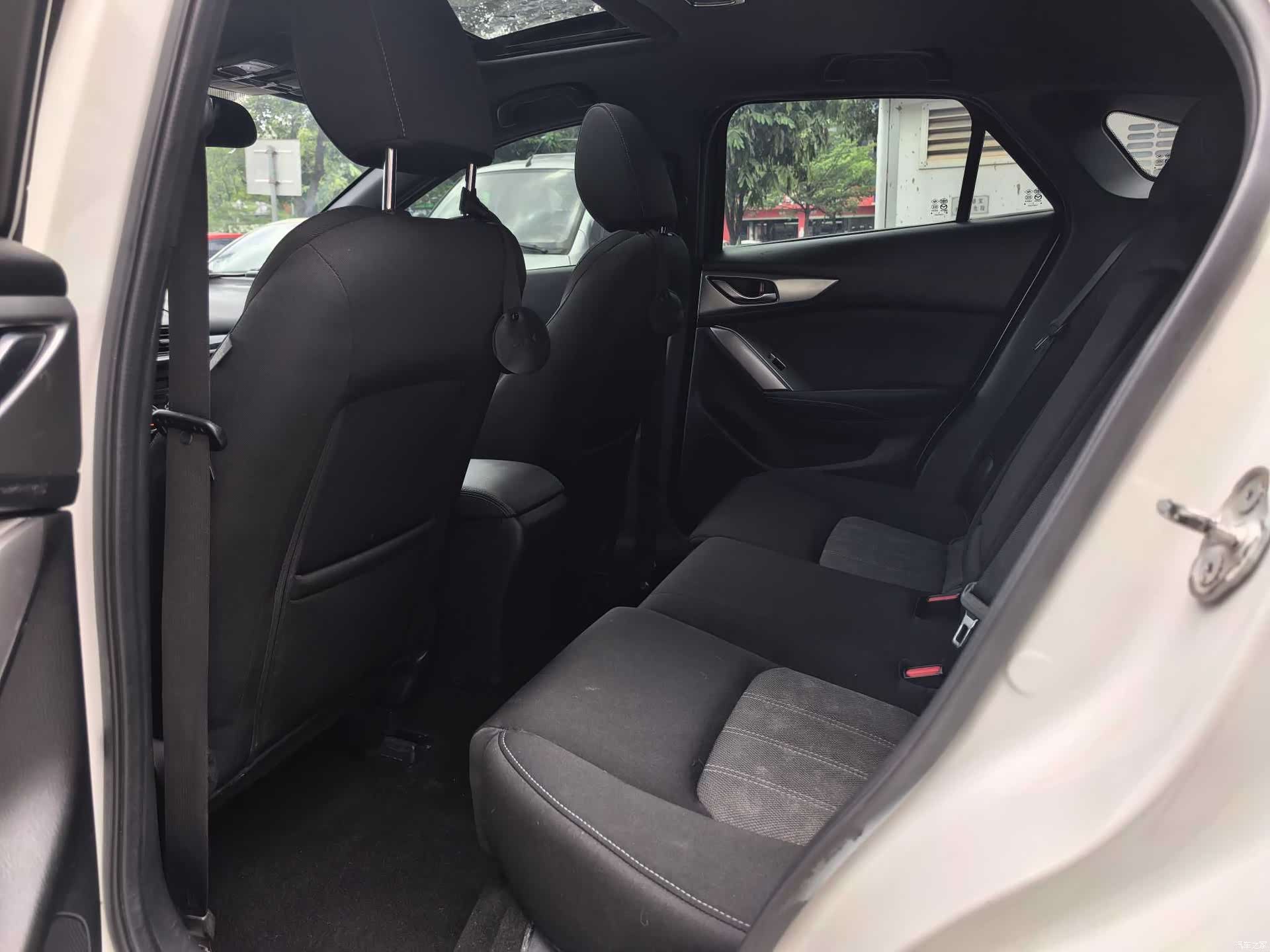 Mazda CX-4, 2016 9