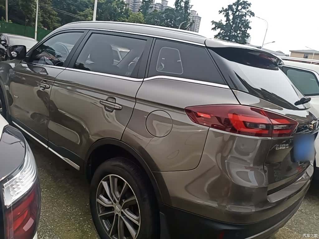 Geely Boyue, 2020 все фото