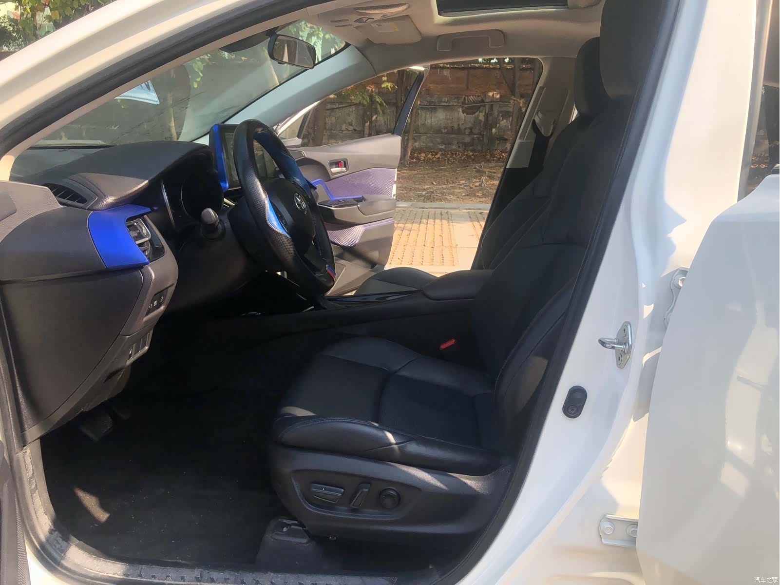 Toyota C-HR, 2020 15
